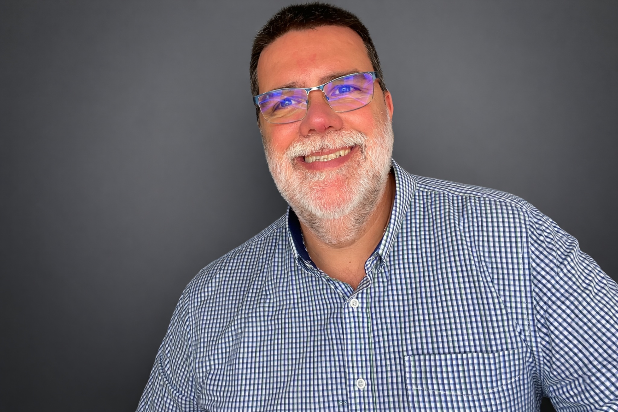 Manuel López Rivero — Especialista en IA, negocio y derecho